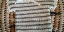 Yellow stripey singlet