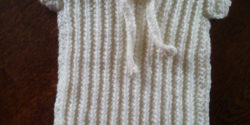 Cream V-neck singlet